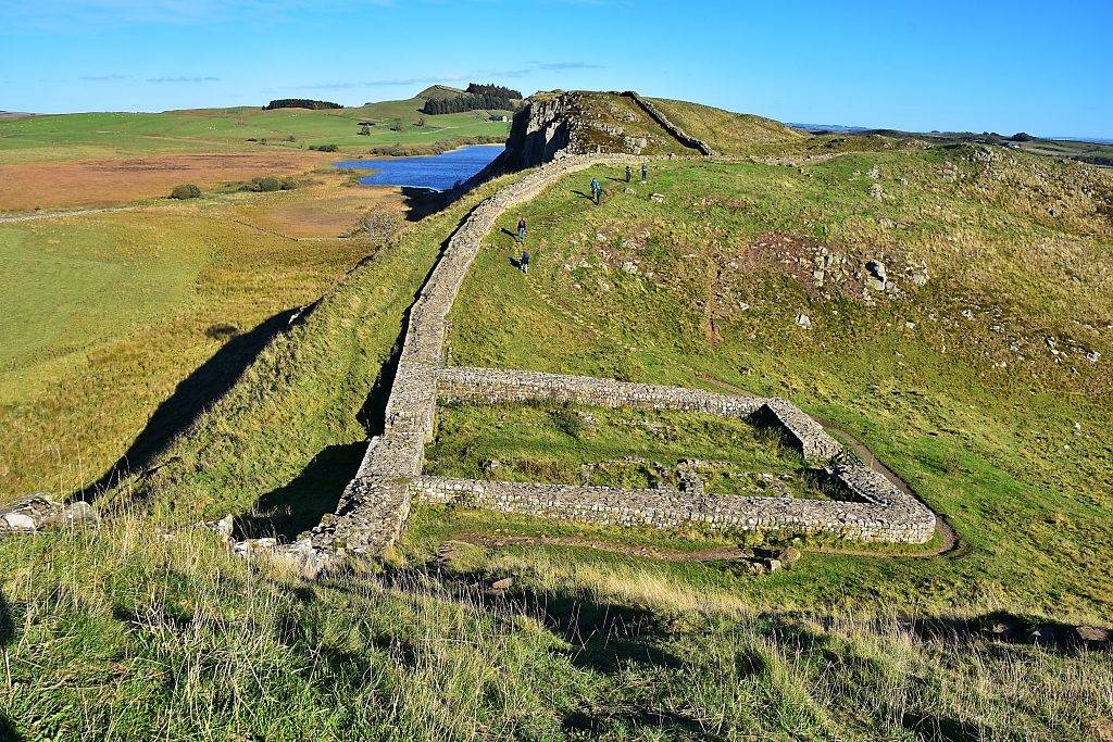 Hadrian's Wall Near Sycamore Gap © essentially-england.com