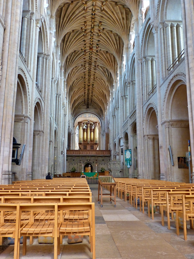 Interior of Norwich Cathedral © essentially-england.com