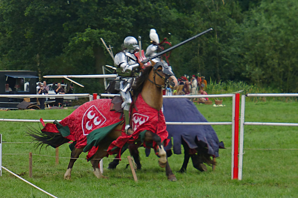 Jousting Knights © essentially-england.com