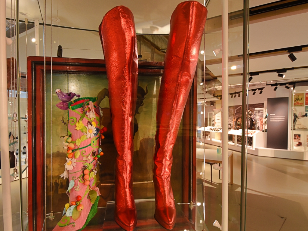Kinky Boots on Display in Northampton Museum and Art Gallery © essentially-england.com