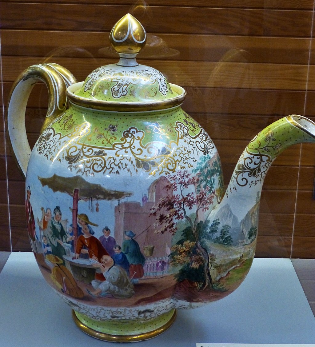 Was this Tea Pot used to Serve Queen Victoria and Prince Albert?