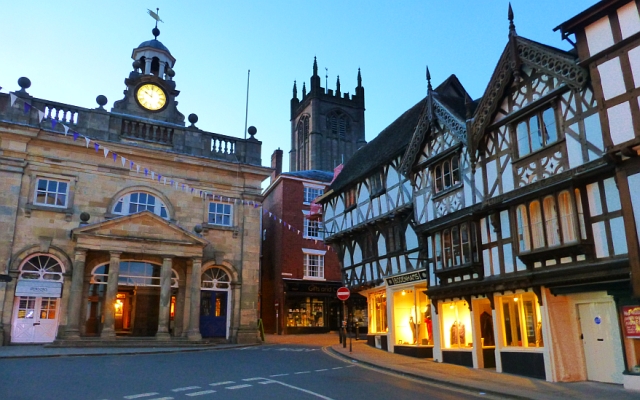 The Buttercross &copy; essentially-england.com