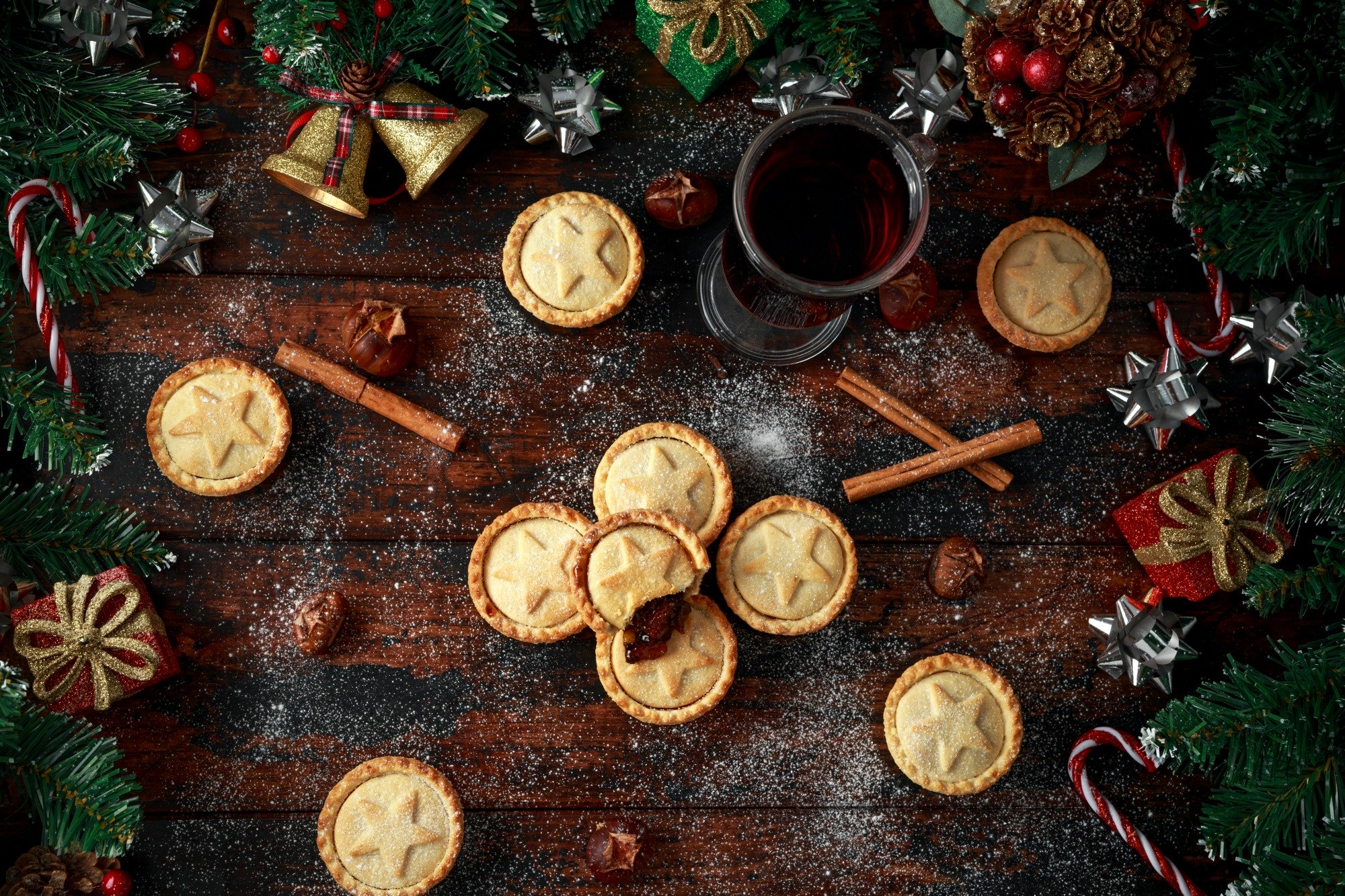 Mince Pies © funandrejss | 123RF.com