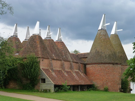 Kentish Oast Houses | &copy; essentially-england.com