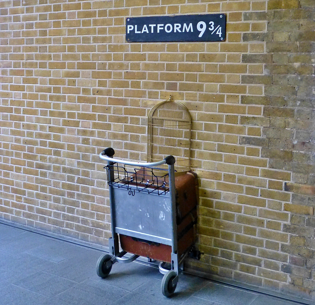 Entrance to Platform 9 3/4 at King's Cross Station © essentially-england.com