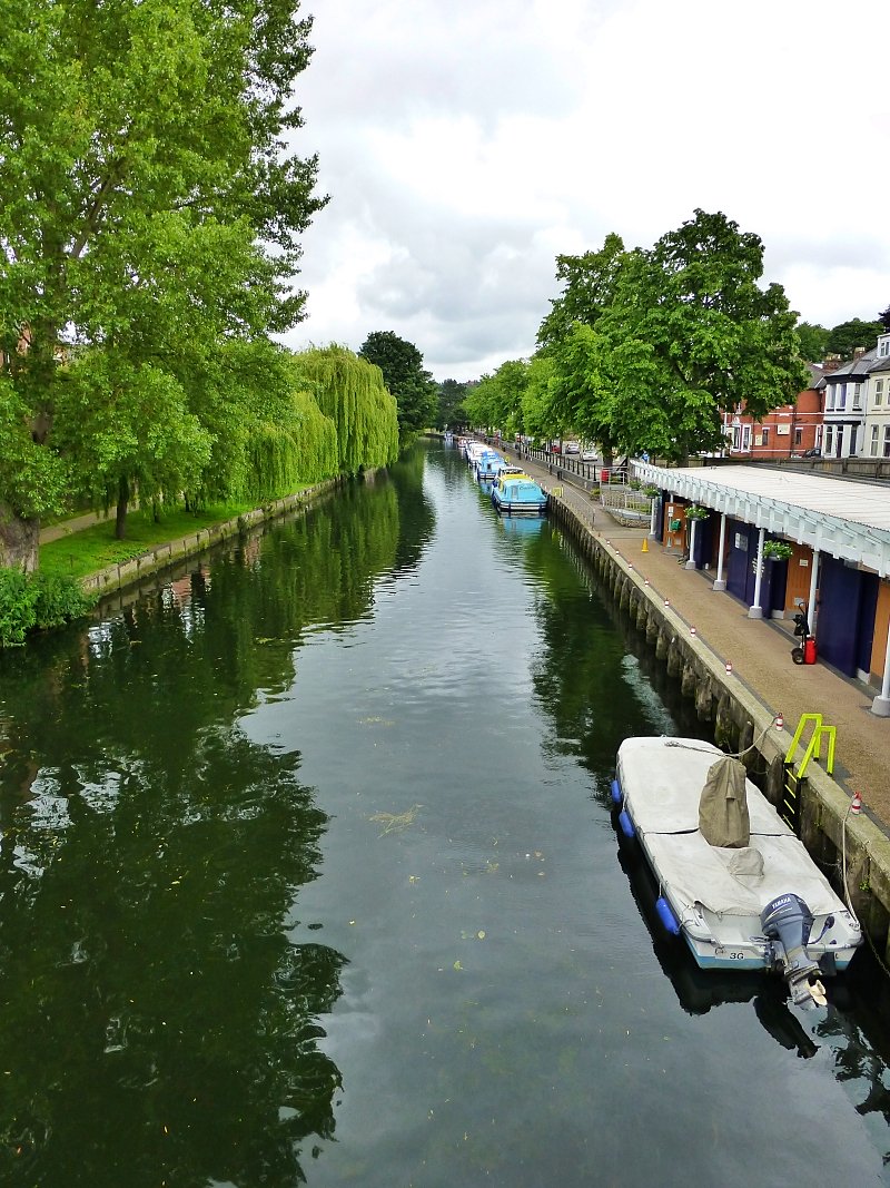 River Wensum in Norwich © essentially-england.com