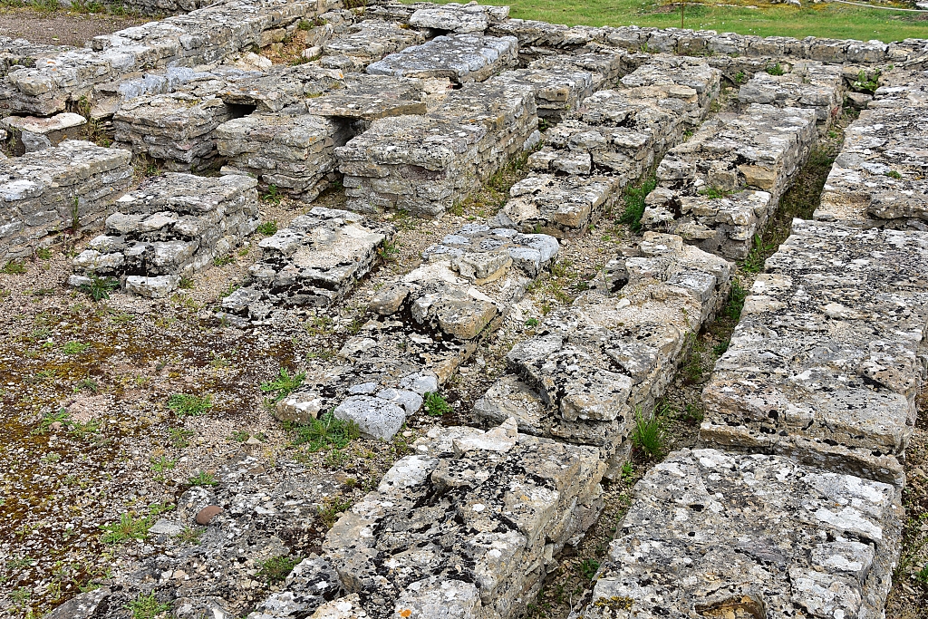 Hypocaust Floor in the North-west Range © essentially-england.com