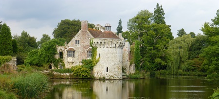 Old Scotney Castle © essentially-england.com