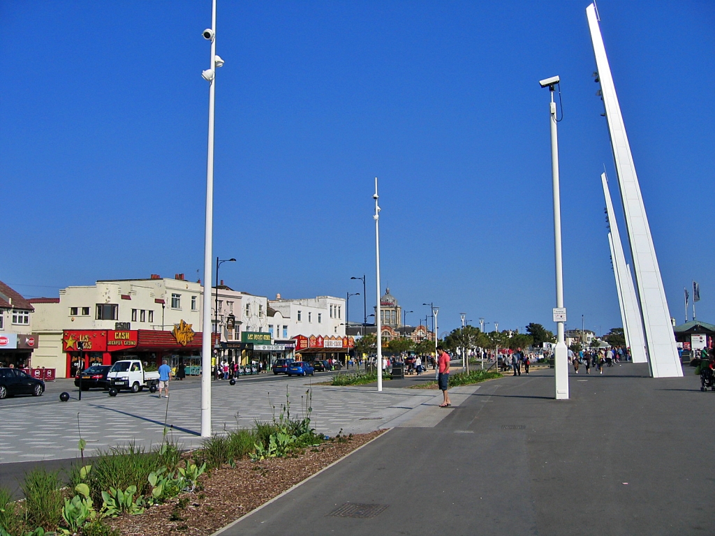 The Promenade at Southend-on-Sea © essentially-england.com