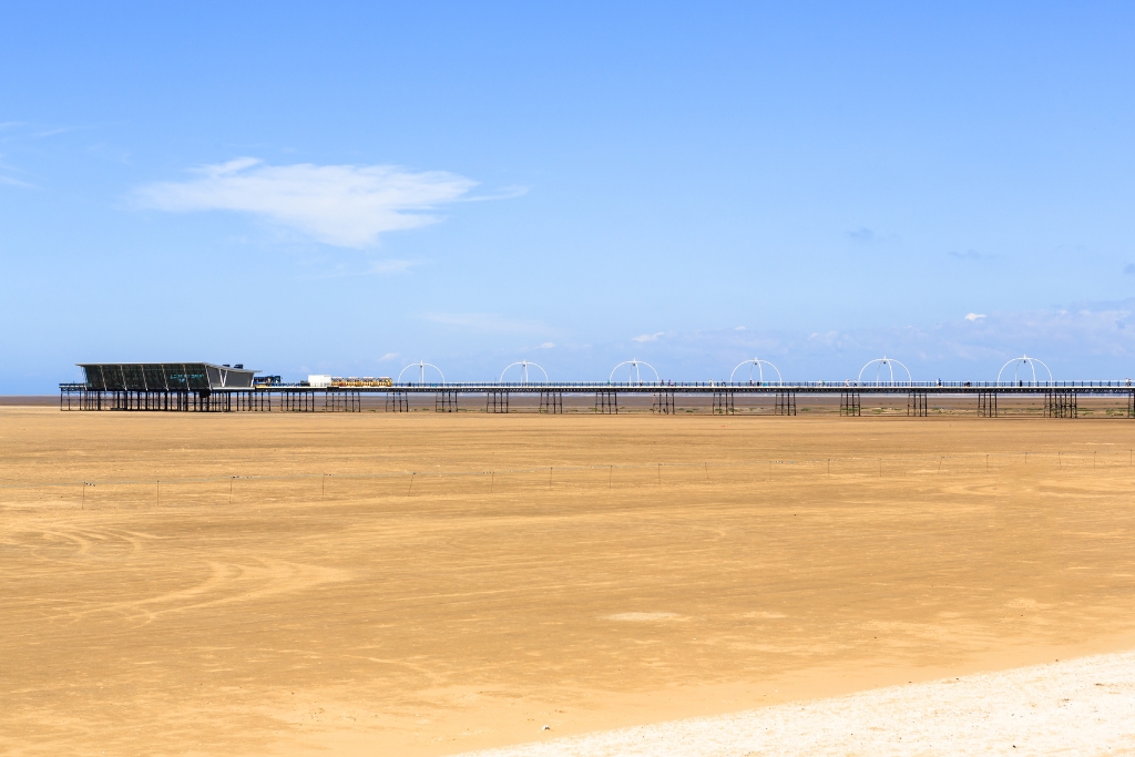 Southport Beach © NewStreetPhoto | Getty Images canva.com