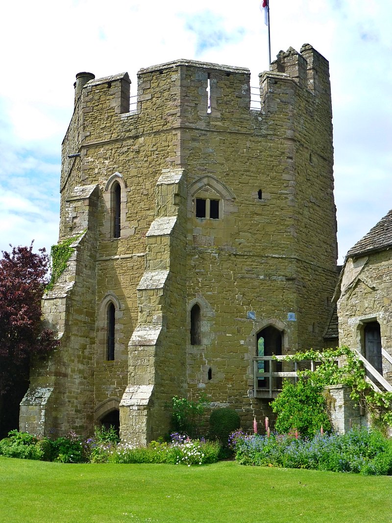 The South Tower of Stokesay Castle © essentially-england.com