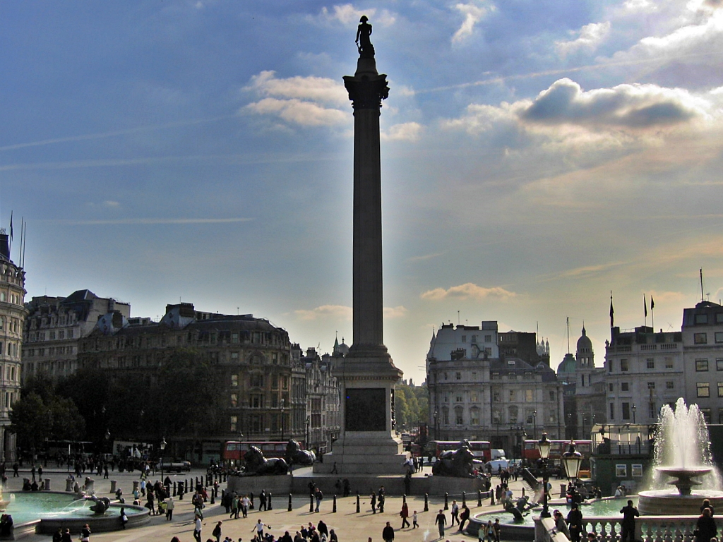 Trafalgar Square © essentially-england.com