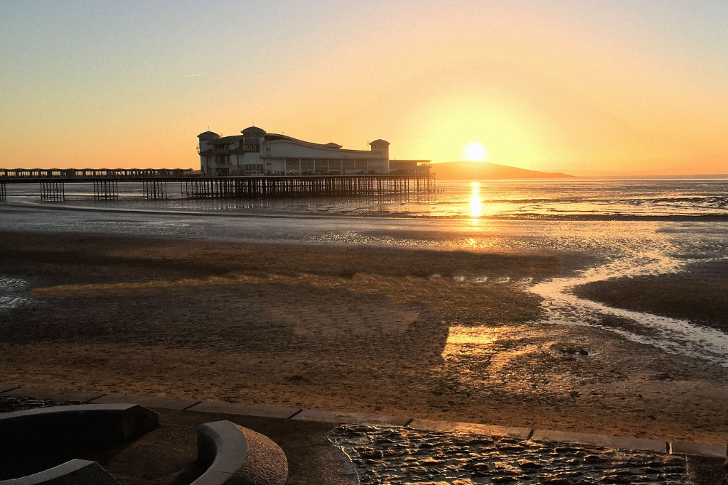 Weston-super-Mare Pier © Mike Boyland | Getty Images canva.com