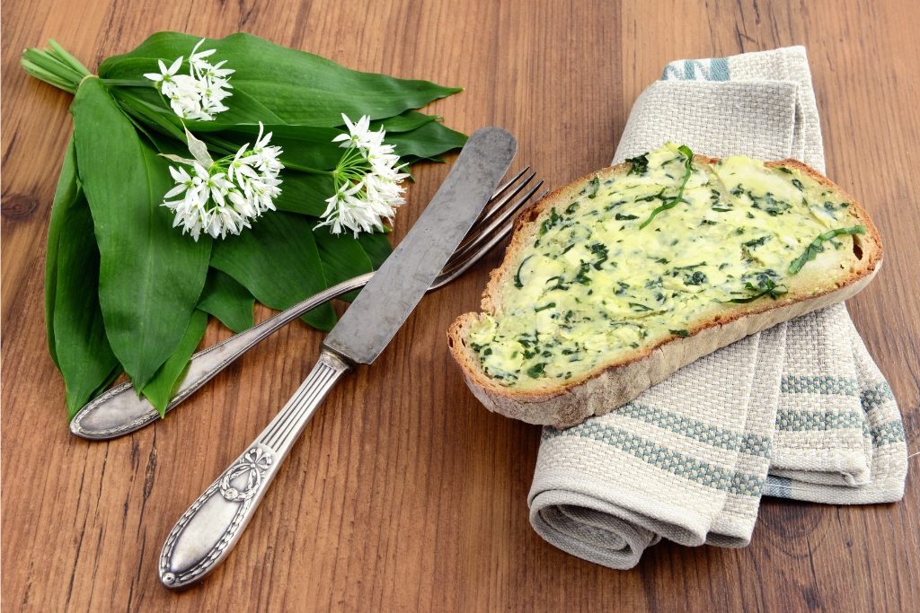 Wild Garlic Butter on Fresh Bread © hsvrs | Getty Images canva.com