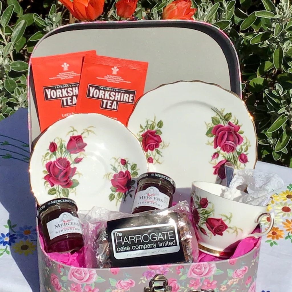 Quirky Stocking Stuffers, Personalised Yorkshire Afternoon Tea Hamper © RosebudVintageStore | etsy.com